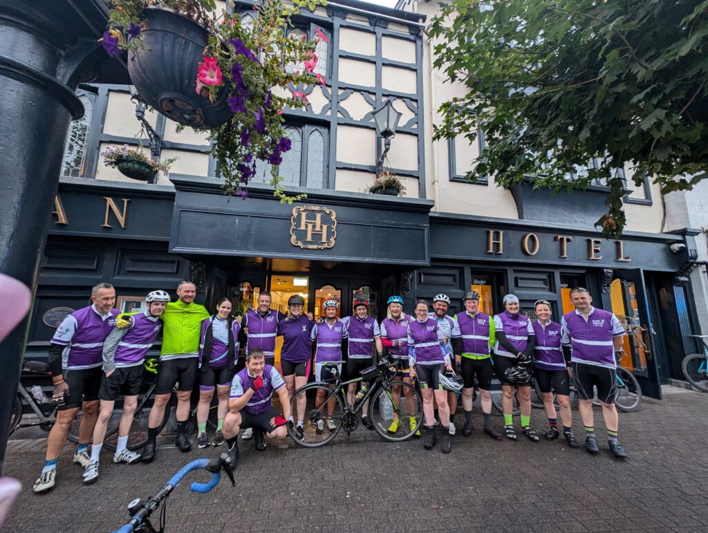 Malin2Mizen Cycle 16 Group photo 8 Hotel CloudAssist